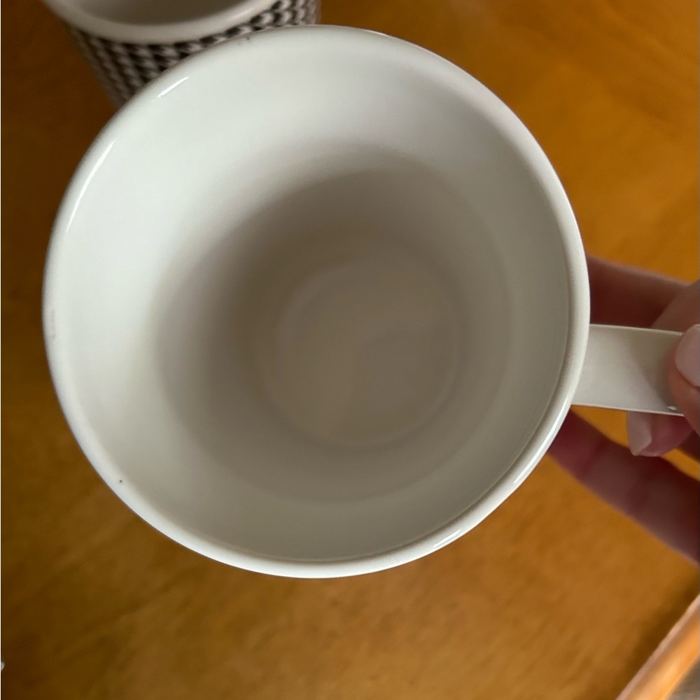 TWO Brand New Ceramic Mugs - Picture 3 of 4